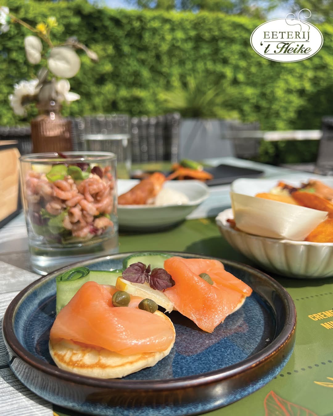 Zalm op het terras bij Eeterij 't Heike